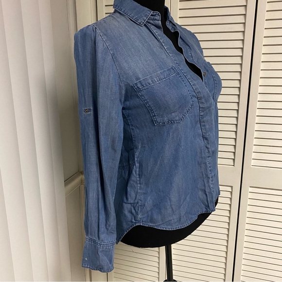 Chelsea & Violet Long Sleeve Button-Up Split Tails Shirt Size S - Picture 2 of 5